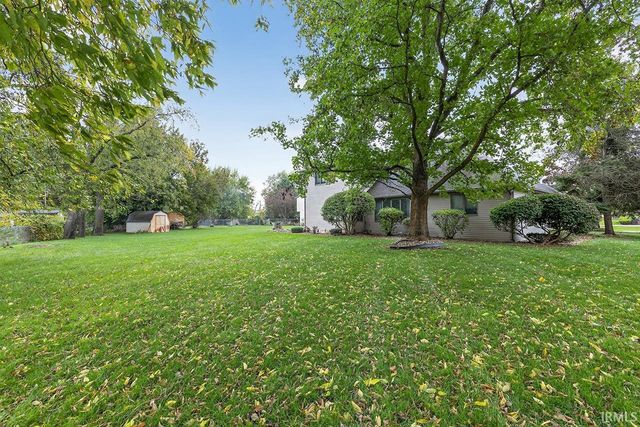 22498 Fireside Drive, Goshen, IN 46528