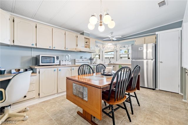 3564 Celestial WAY, North Fort Myers, FL 33903