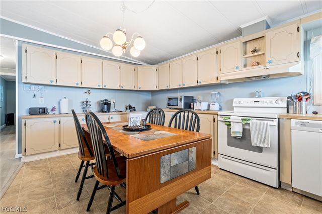 3564 Celestial WAY, North Fort Myers, FL 33903