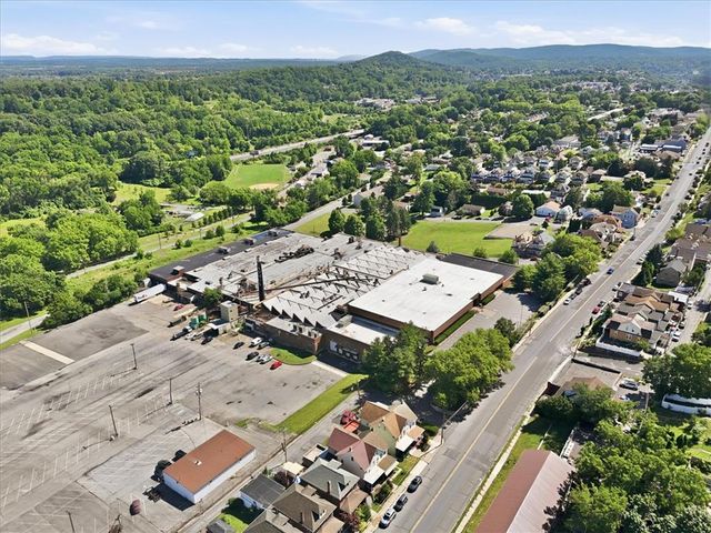 2003 Northampton Street, Wilson Boro, PA 18042