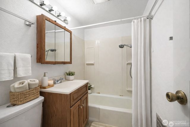 1929 11th Street, Bremerton, WA 98337