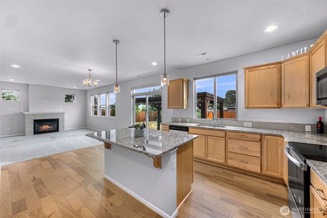 337 Cambridge Loop, Sedro Woolley, WA 98284