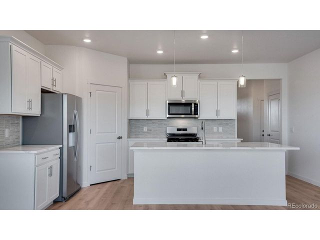 1450 Sunrise Hill Dr, Berthoud, CO 80513