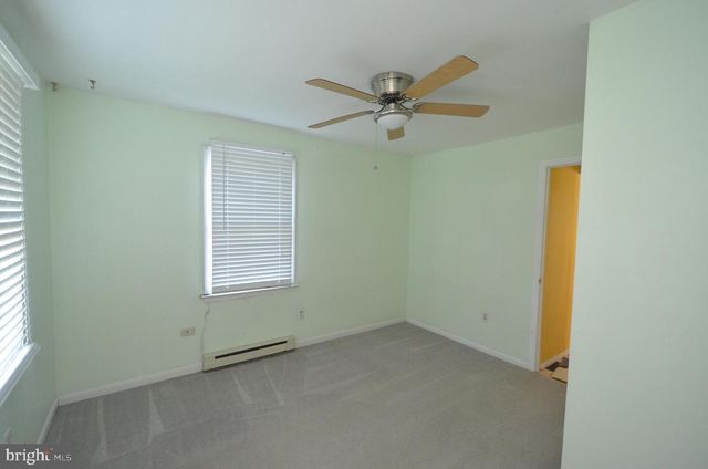 6049 PARKERS CREEK DR, Deale, MD 20751