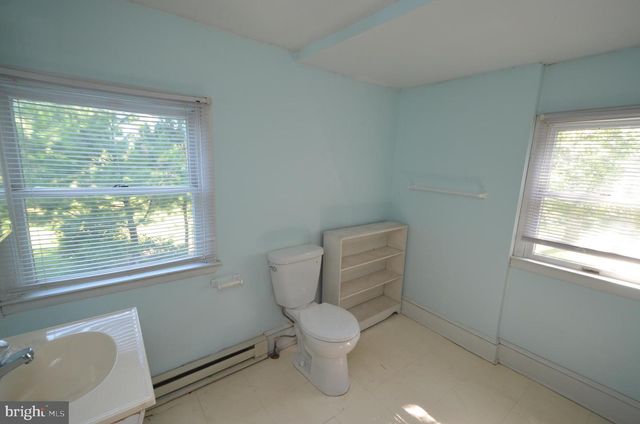 6049 PARKERS CREEK DR, Deale, MD 20751