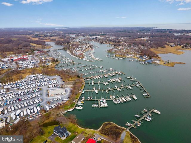 6049 PARKERS CREEK DR, Deale, MD 20751