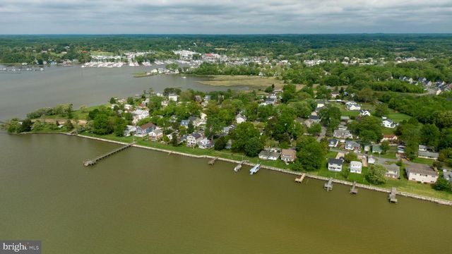 6049 PARKERS CREEK DR, Deale, MD 20751