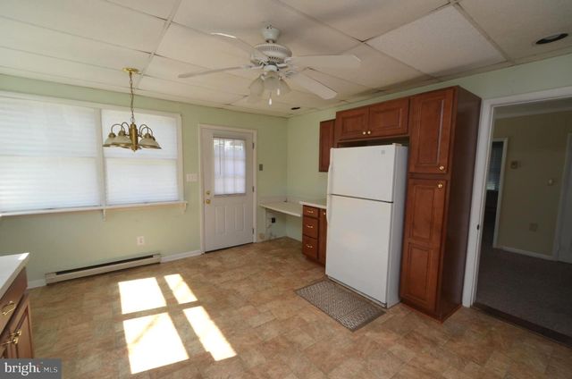 6049 PARKERS CREEK DR, Deale, MD 20751