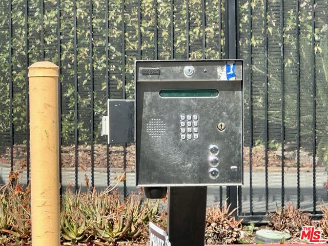 16080 Columbus Lane, North Hills, CA 91343