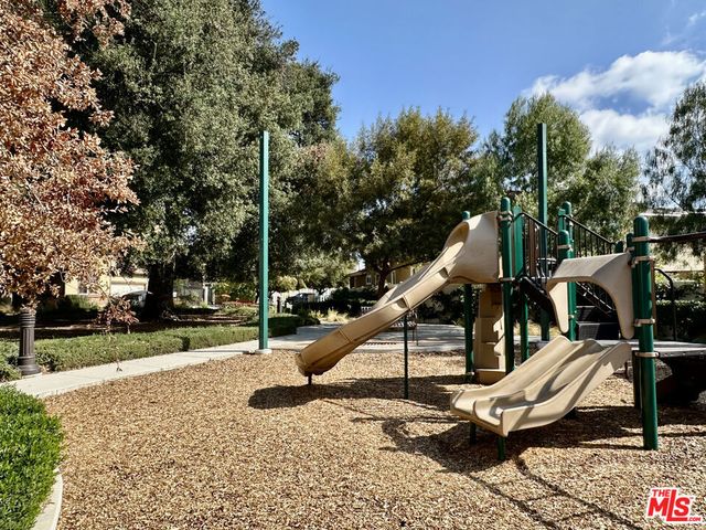 16080 Columbus Lane, North Hills, CA 91343