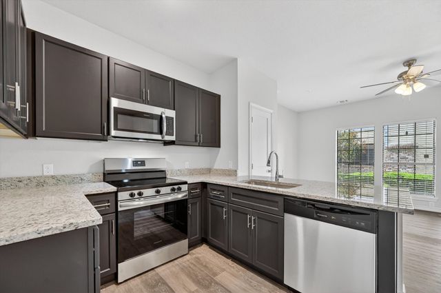 4800 W Lovers Lane 502, Dallas, TX 75209