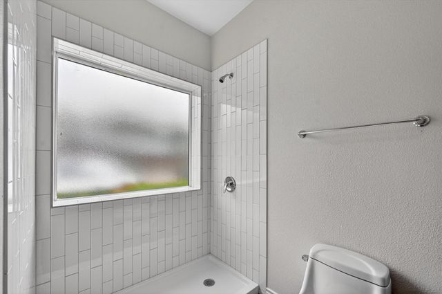 4800 W Lovers Lane 502, Dallas, TX 75209