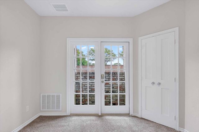 4800 W Lovers Lane 502, Dallas, TX 75209