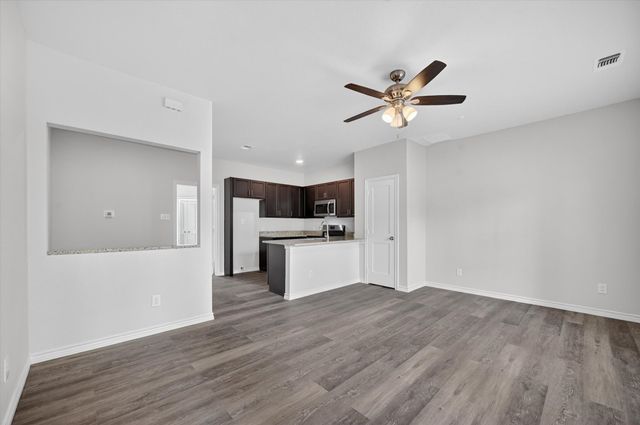 4800 W Lovers Lane 502, Dallas, TX 75209
