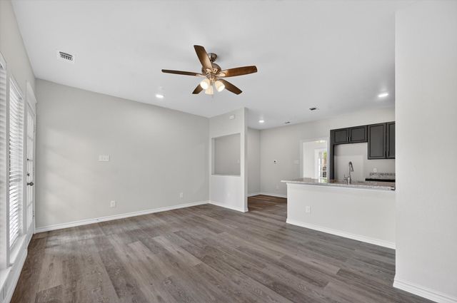 4800 W Lovers Lane 502, Dallas, TX 75209