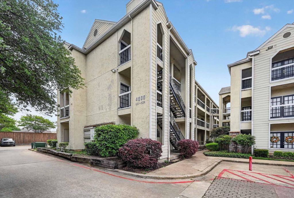 4800 W Lovers Lane 502, Dallas, TX 75209