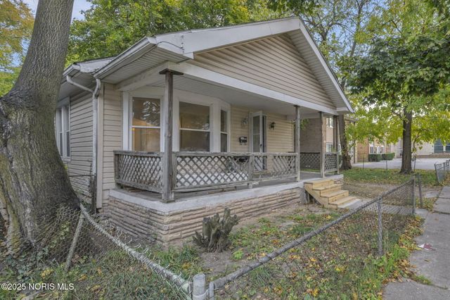 1206 Warwick Avenue, Toledo, OH 43607