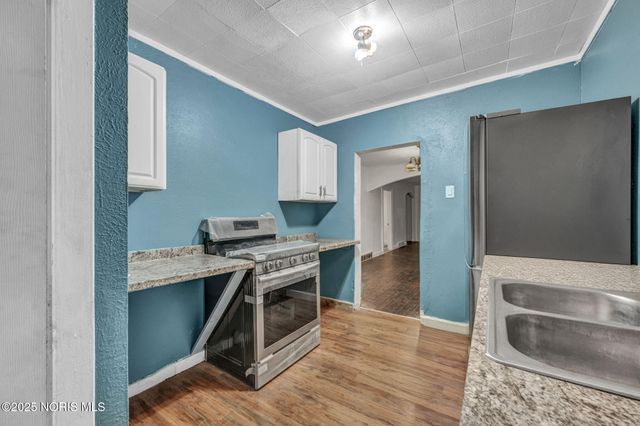 1206 Warwick Avenue, Toledo, OH 43607