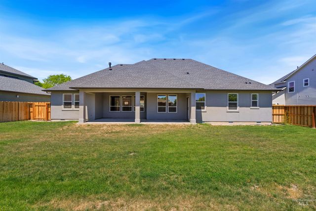 1107 W Blaine Ave, Nampa, ID 83651