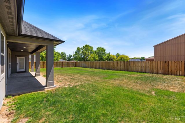 1107 W Blaine Ave, Nampa, ID 83651