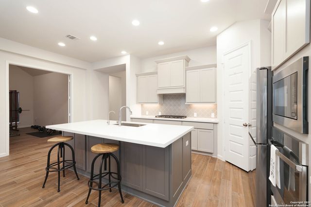 14308 APACHE WLS, San Antonio, TX 78254