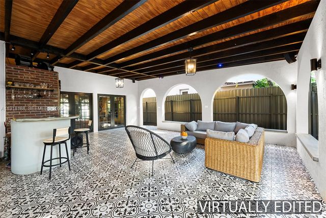 1650 SW 16th St, Miami, FL 33145