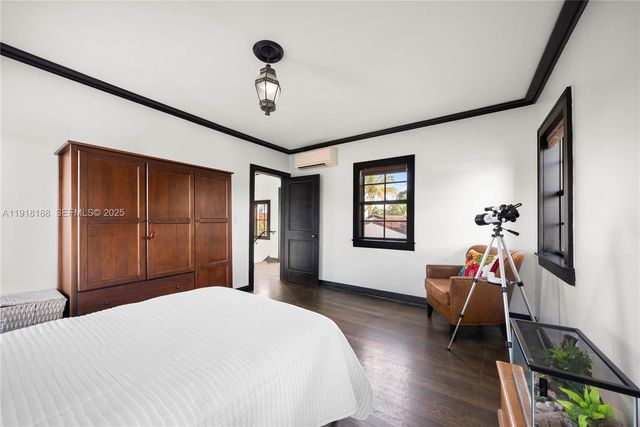 1650 SW 16th St, Miami, FL 33145