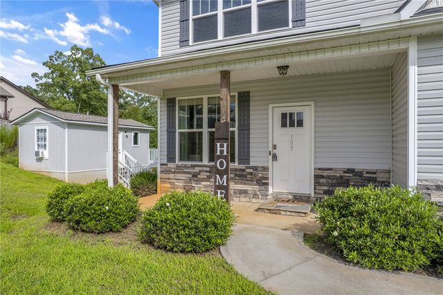 109 Lyman Lake Road, Lyman, SC 29365