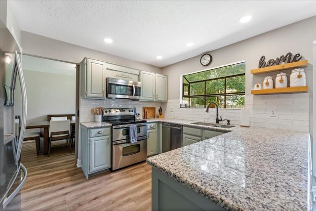 9 Silver Elm Place, The Woodlands, TX 77381