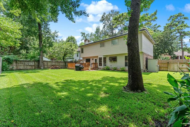 9 Silver Elm Place, The Woodlands, TX 77381