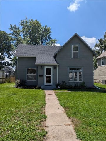 313 Shawnee Street, Hiawatha, KS 66434