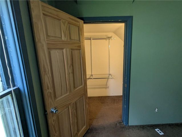 313 Shawnee Street, Hiawatha, KS 66434