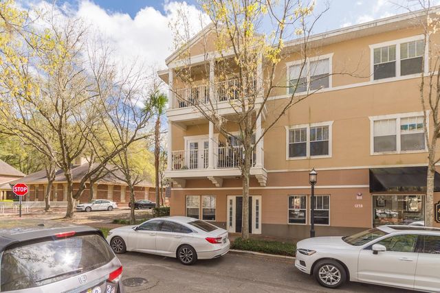 9119 SW 52ND AVENUE 201, Gainesville, FL 32608