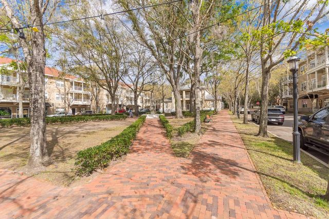 9119 SW 52ND AVENUE 201, Gainesville, FL 32608