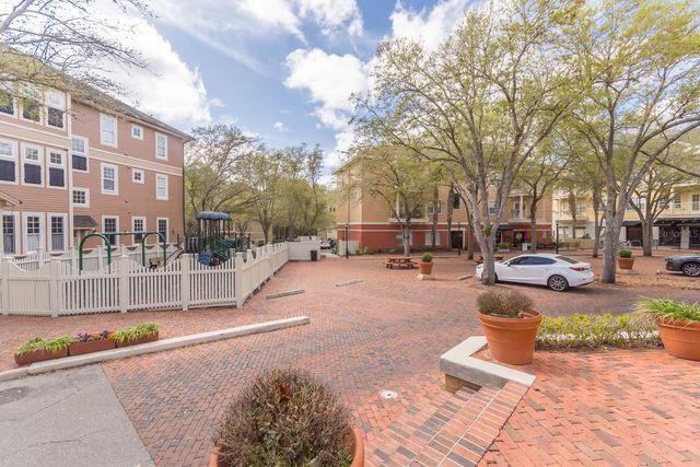 9119 SW 52ND AVENUE 201, Gainesville, FL 32608