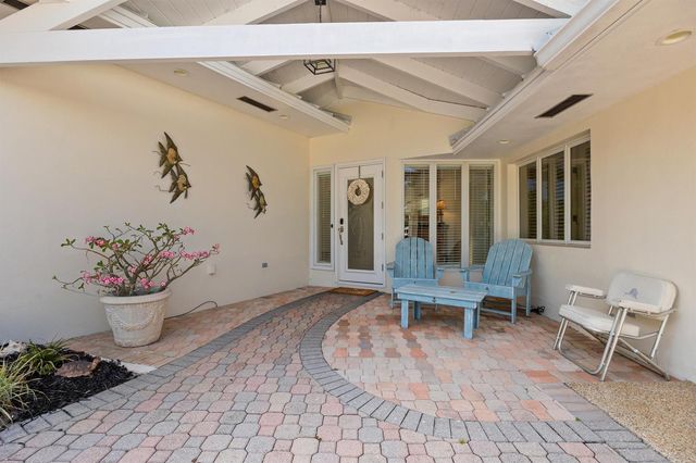 163 River Drive, Tequesta, FL 33469