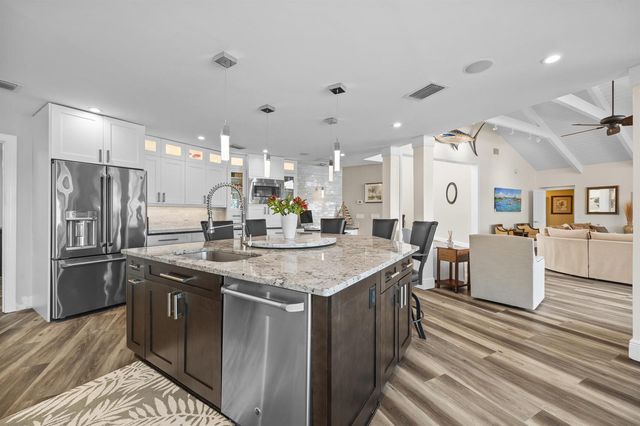 163 River Drive, Tequesta, FL 33469