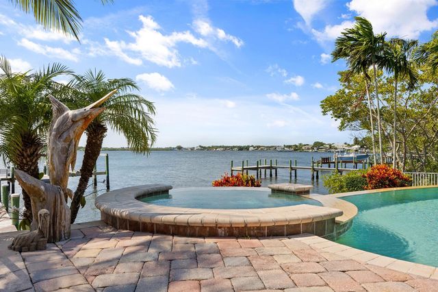 163 River Drive, Tequesta, FL 33469