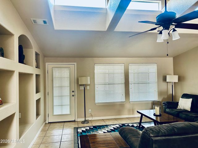 3301 S GOLDFIELD Road 2064, Apache Junction, AZ 85119