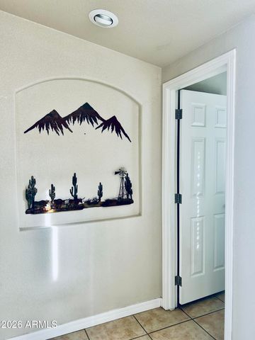 3301 S GOLDFIELD Road 2064, Apache Junction, AZ 85119