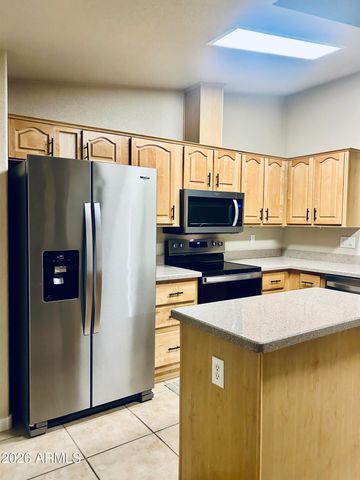 3301 S GOLDFIELD Road 2064, Apache Junction, AZ 85119