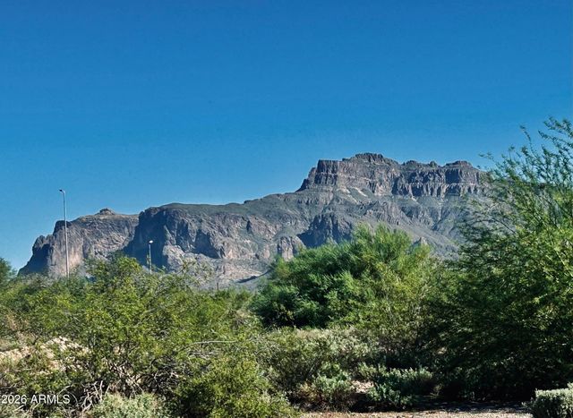 3301 S GOLDFIELD Road 2064, Apache Junction, AZ 85119