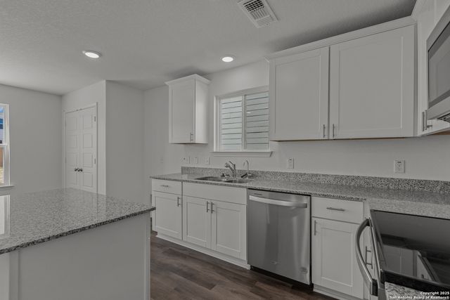 5120 Bay Breeze, San Antonio, TX 78245