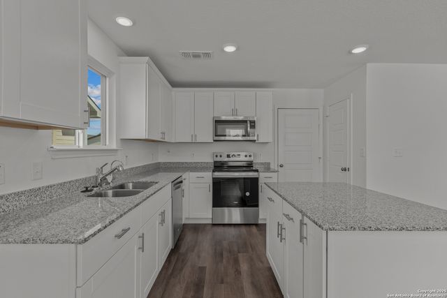 5120 Bay Breeze, San Antonio, TX 78245