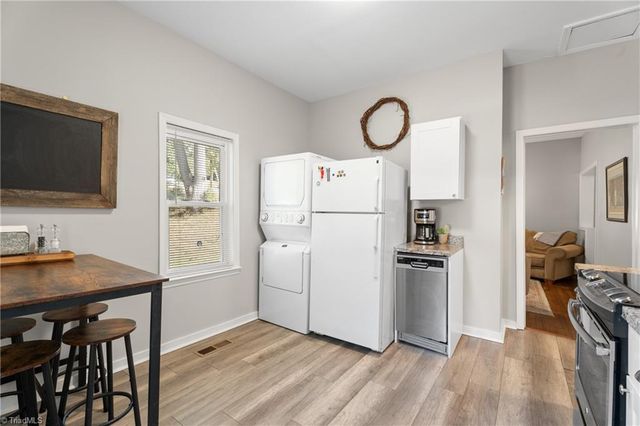 823 W 7th Street, Winston-salem, NC 27101