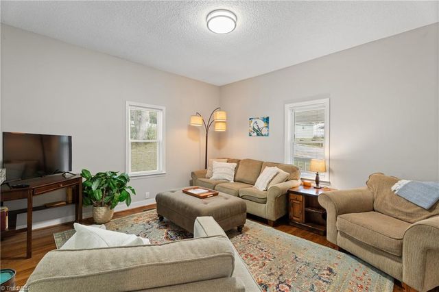 823 W 7th Street, Winston-salem, NC 27101