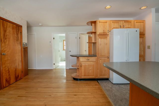 122 Marsett Road, Shelburne, VT 05482