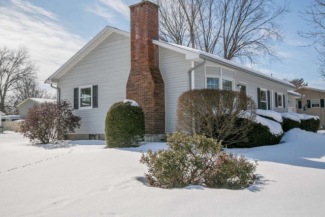 122 Marsett Road, Shelburne, VT 05482