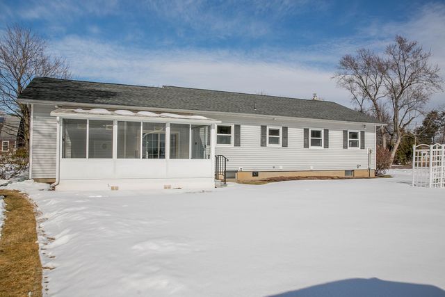 122 Marsett Road, Shelburne, VT 05482