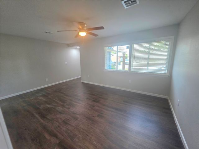 6780 E 27th Place, Tulsa, OK 74129
